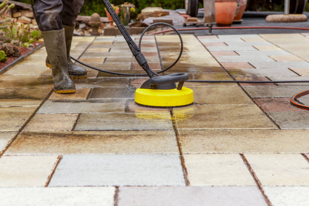 Best Pool Deck Cleaning  in Meridian, MS
